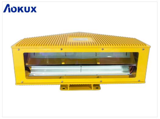 Aircraft warning lights