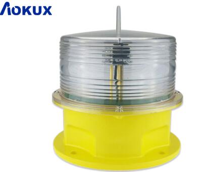 aircraft flashing landing lights