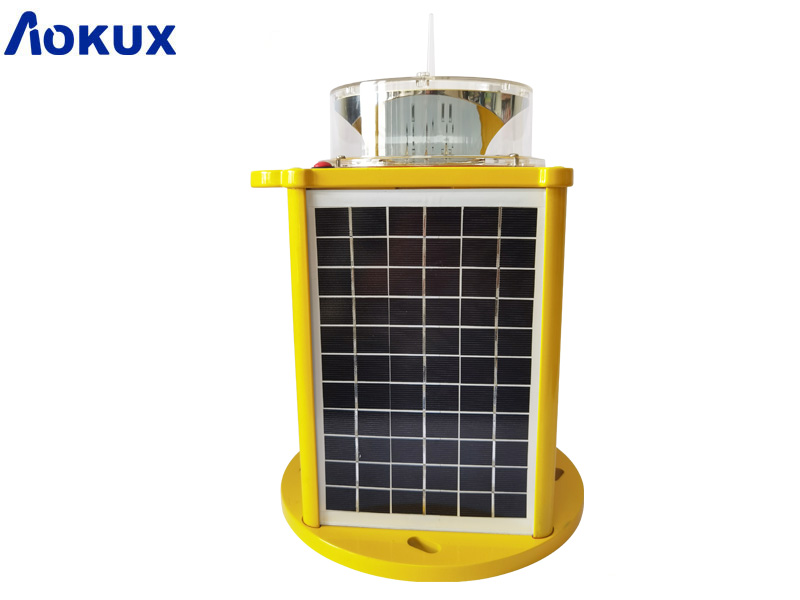 Solar aviation aircraft warning type B obstruction light